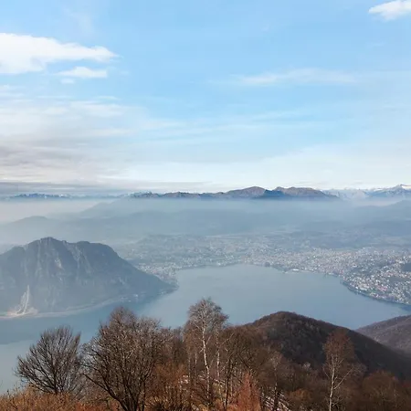 La Mansarda Di Eros E Tiziana * Lanzo dʼIntelvi