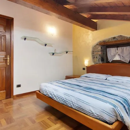 La Mansarda Di Eros E Tiziana Apartament *