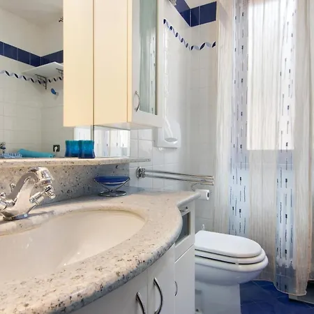 La Mansarda Di Eros E Tiziana Apartament *