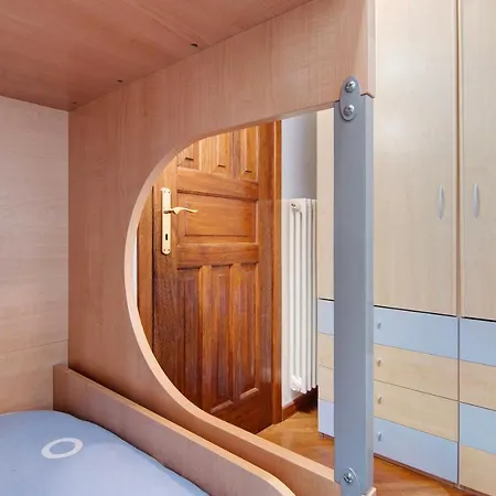 La Mansarda Di Eros E Tiziana Apartament Lanzo dʼIntelvi
